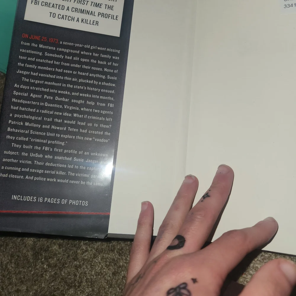 True Crime Book Collection - Picture 5 of 5